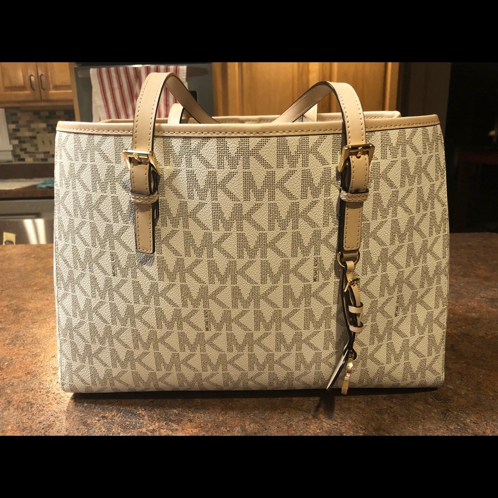 BF Sale ‼️ Michael Kors Large Jet Set Travel Tote